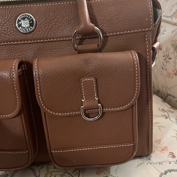 dooney & bourke brown purse with two front pockets - Picture 11 of 17